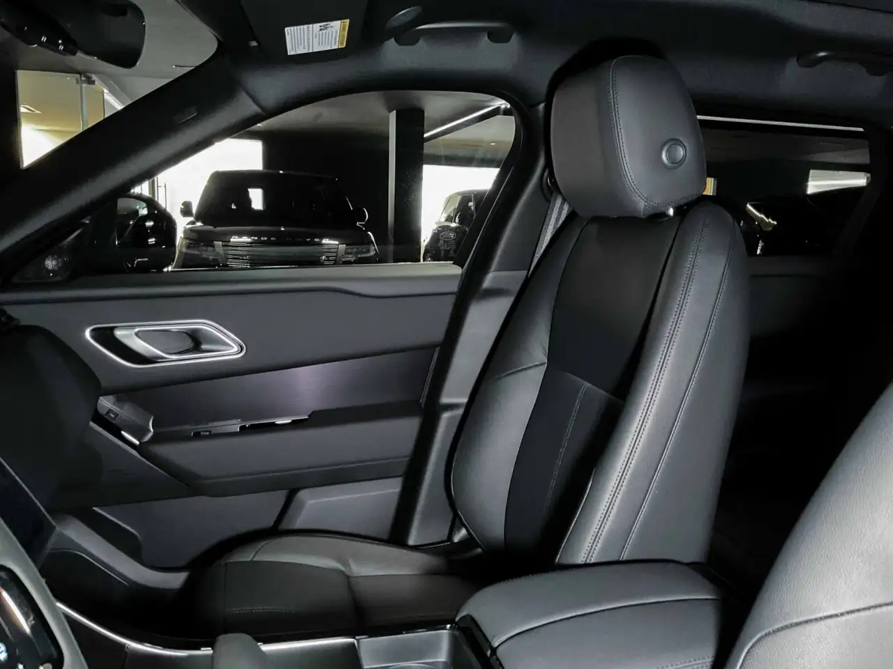 Land Rover Range Rover Velar снимка Land Rover Range Rover Velar