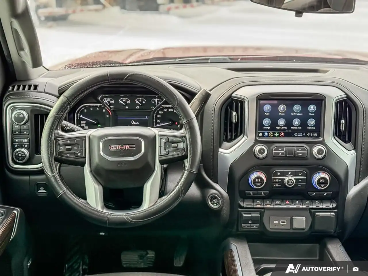 GMC Sierra 1500 снимка GMC Sierra 1500