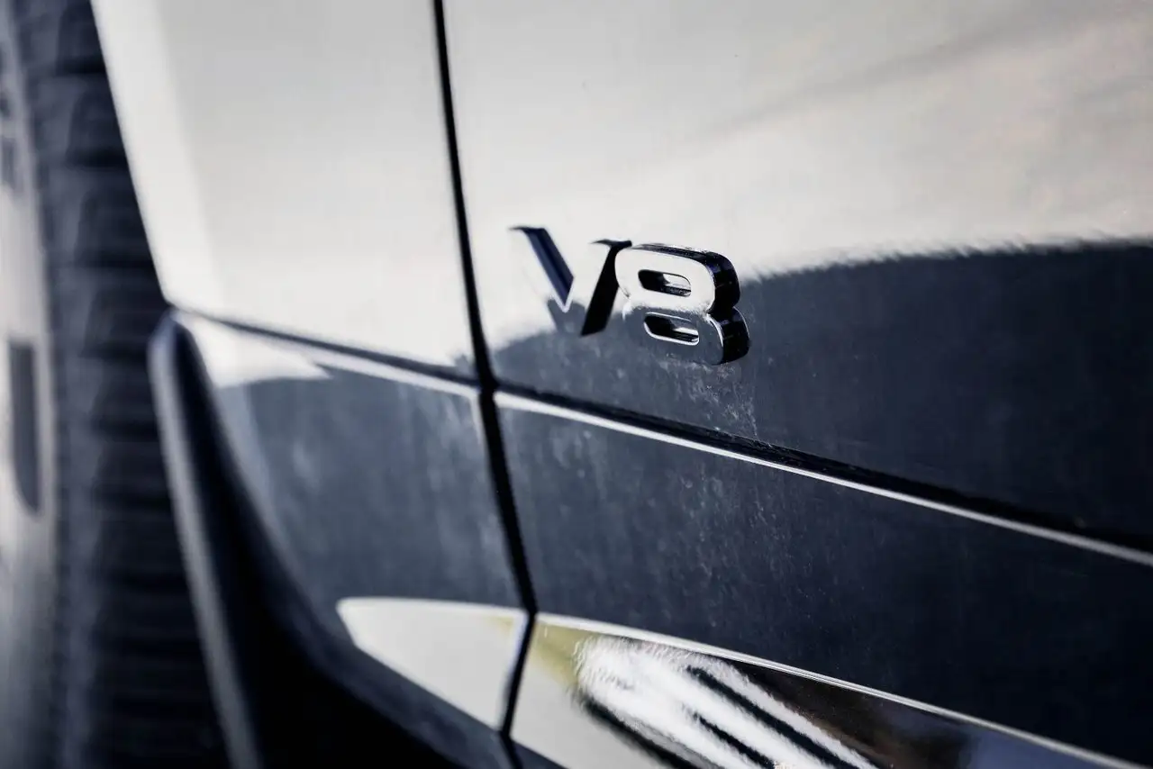 Land Rover Range Rover Sport снимка Land Rover Range Rover Sport