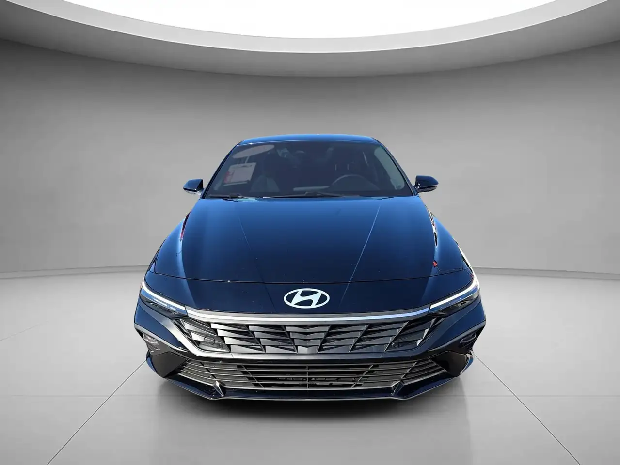 Hyundai ELANTRA снимка Hyundai ELANTRA