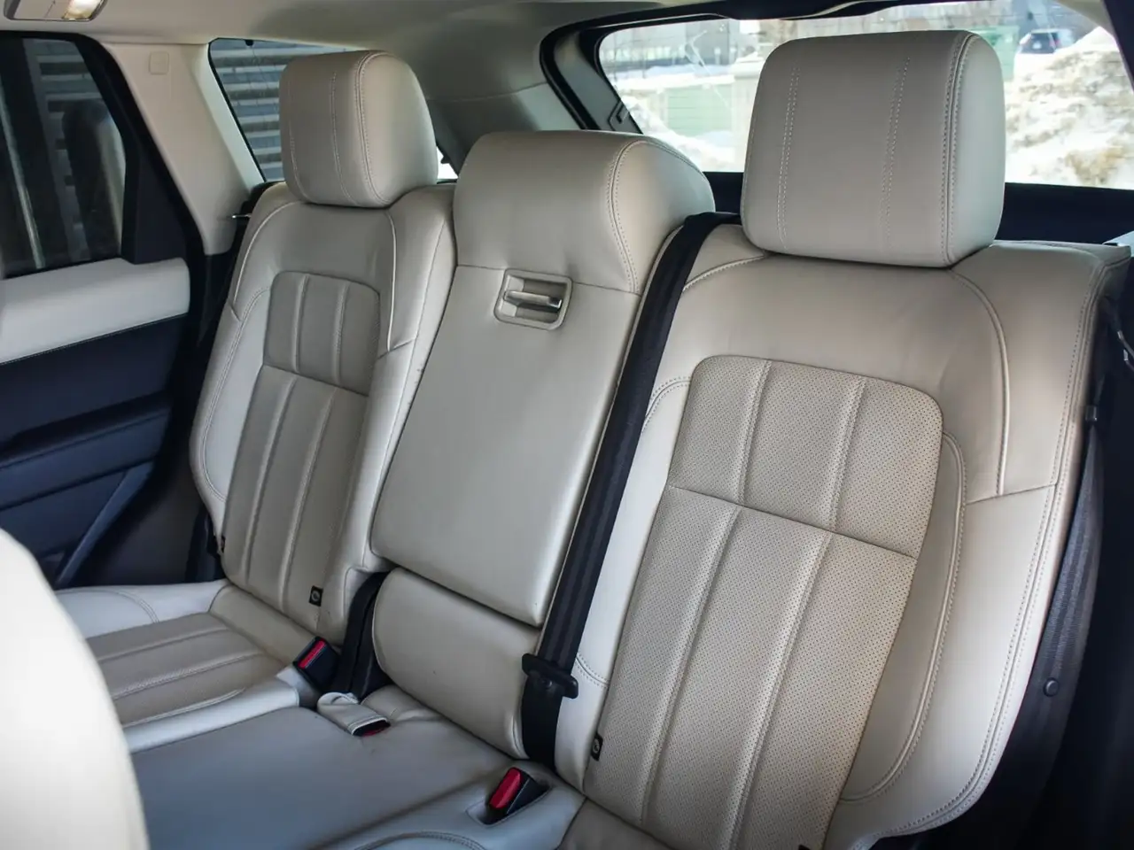 Land Rover Range Rover Sport снимка Land Rover Range Rover Sport