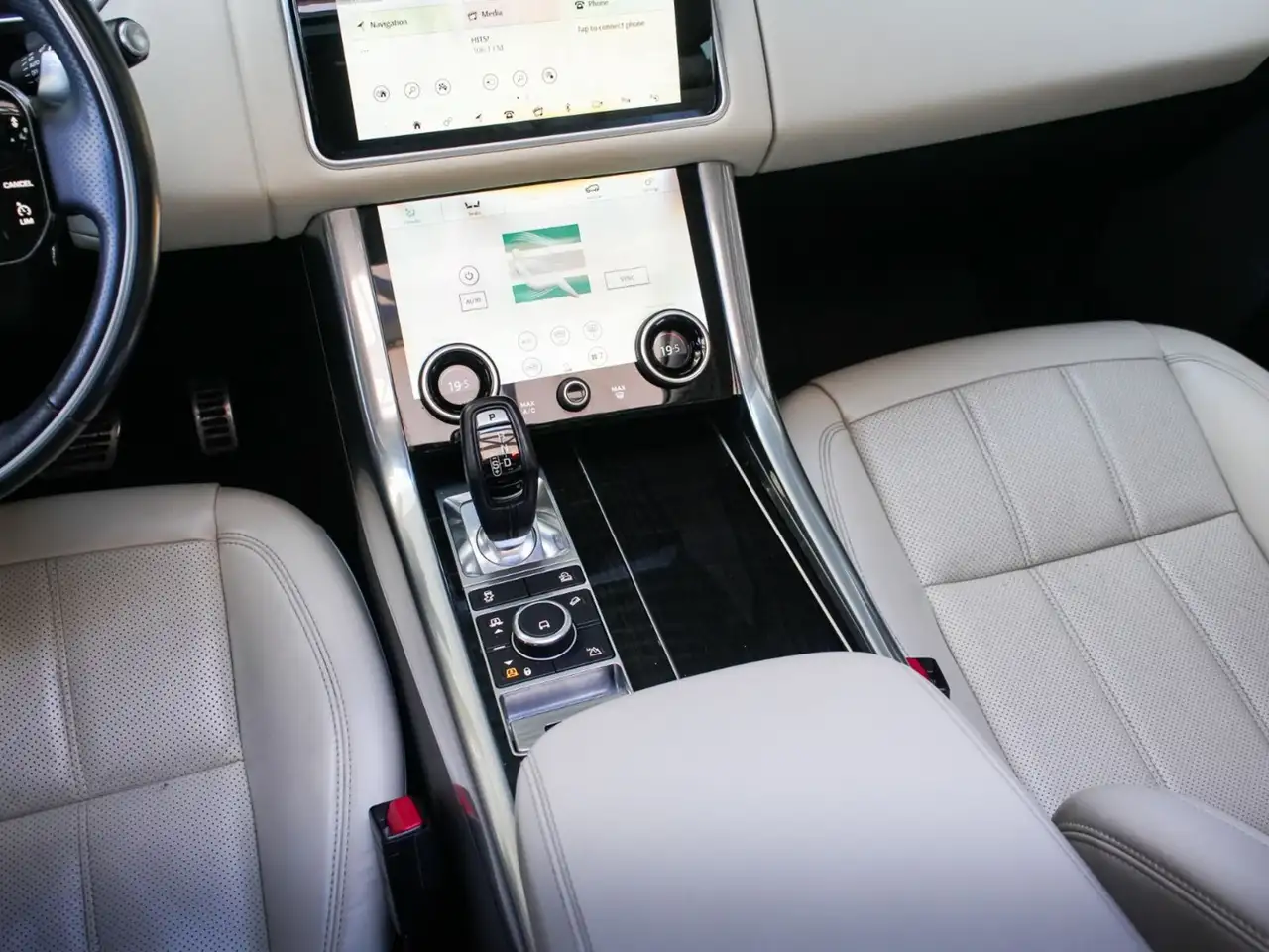 Land Rover Range Rover Sport снимка Land Rover Range Rover Sport