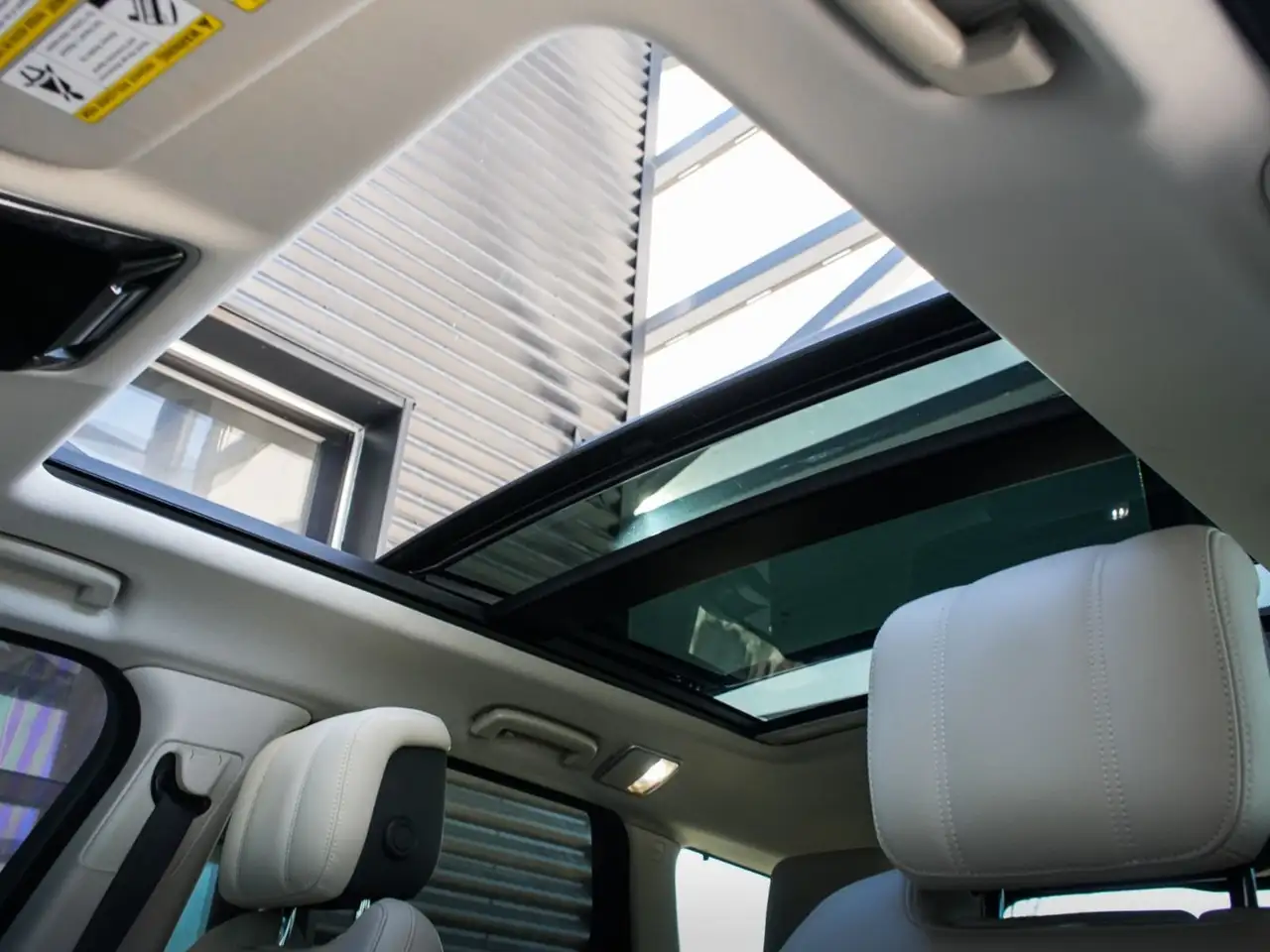 Land Rover Range Rover Sport снимка Land Rover Range Rover Sport