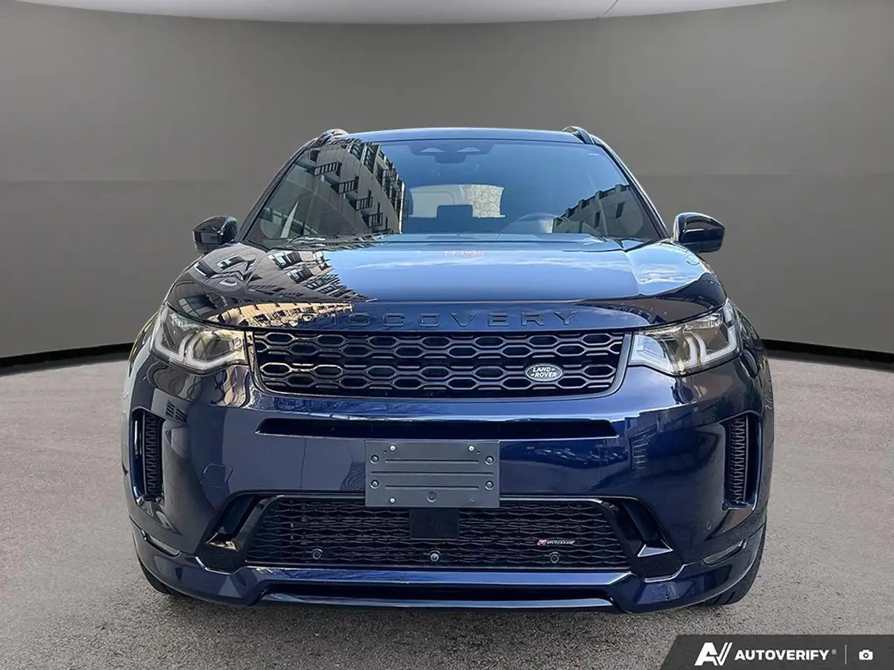 Land Rover Discovery Sport снимка Land Rover Discovery Sport