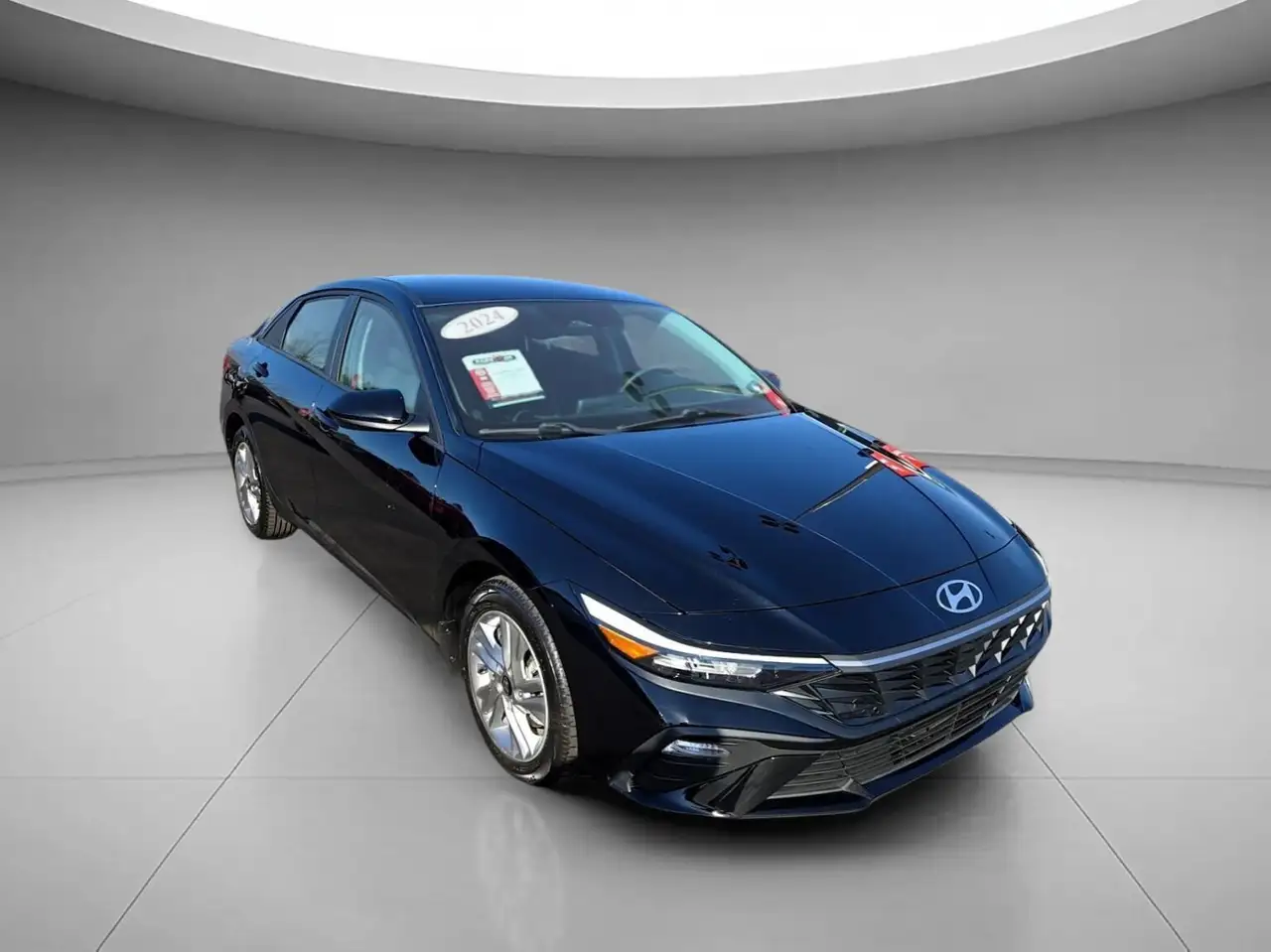 Hyundai ELANTRA снимка Hyundai ELANTRA