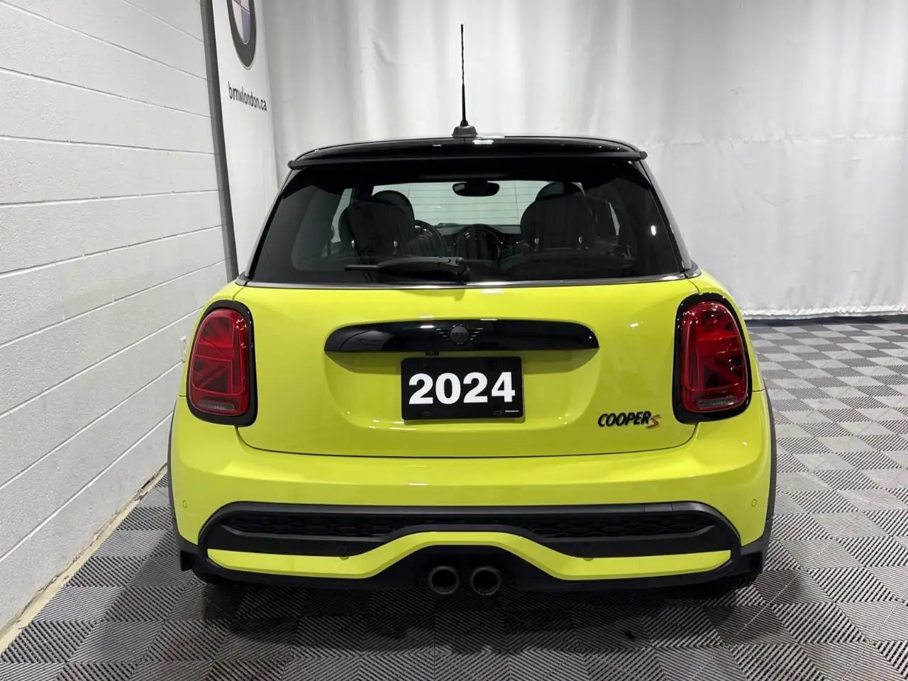 MINI 3 Door снимка MINI 3 Door