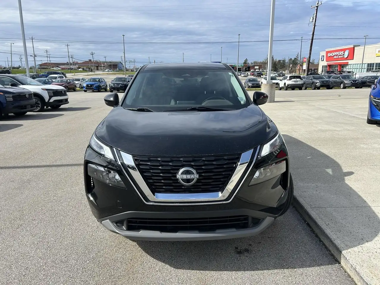 Nissan Rogue снимка Nissan Rogue