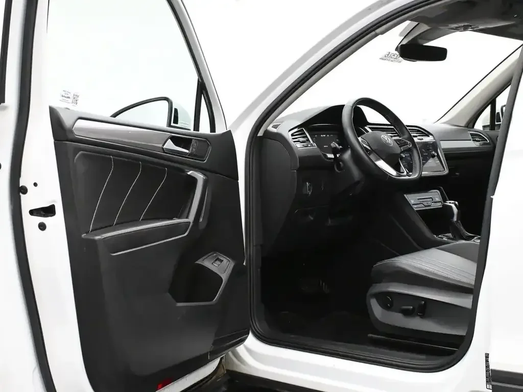 Volkswagen Tiguan снимка Volkswagen Tiguan
