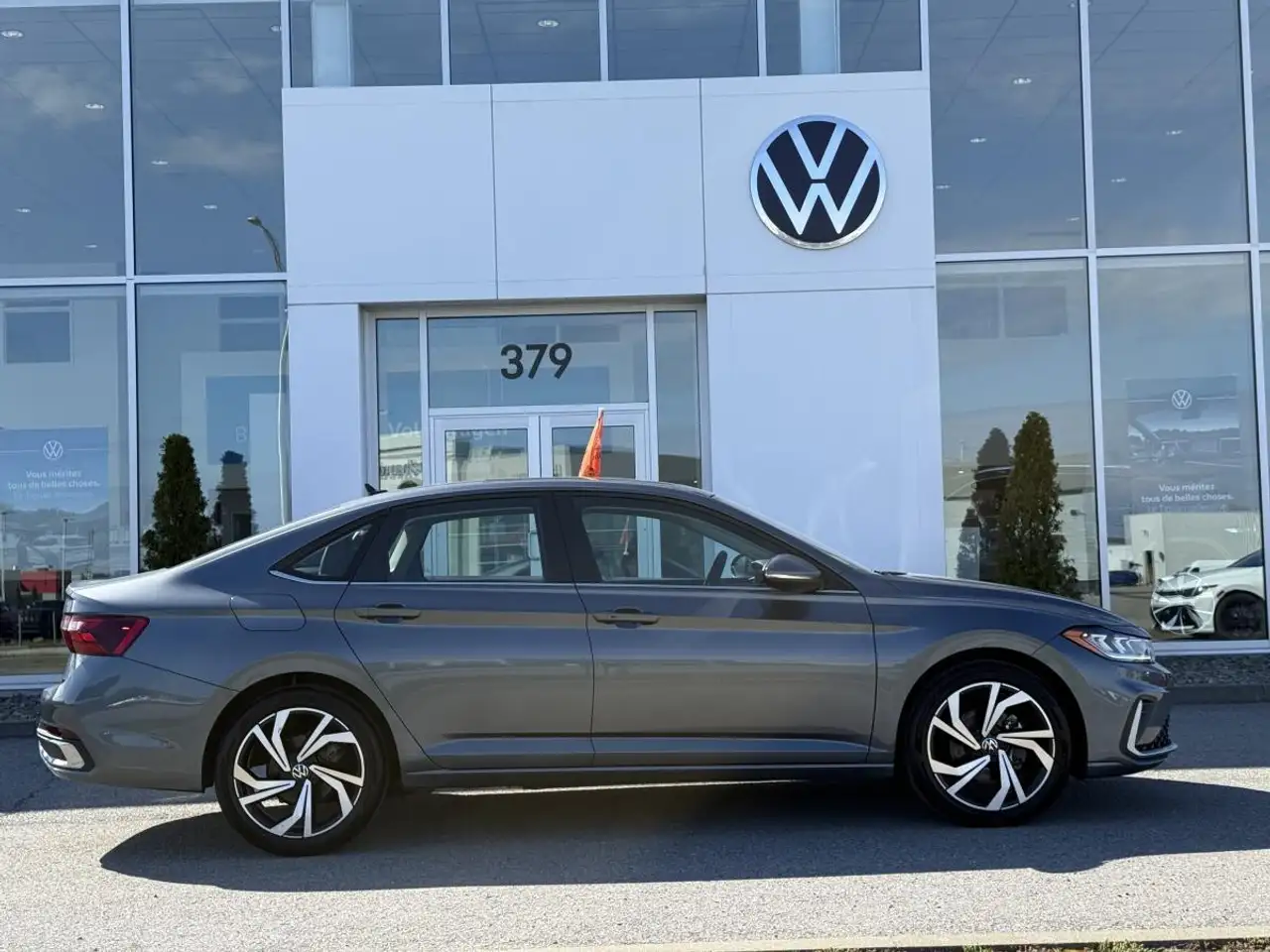 Volkswagen Jetta снимка Volkswagen Jetta