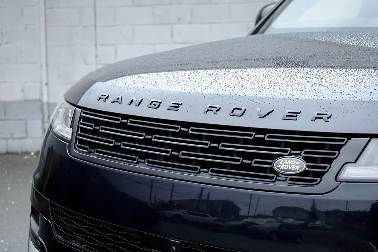 Land Rover Range Rover Sport снимка Land Rover Range Rover Sport