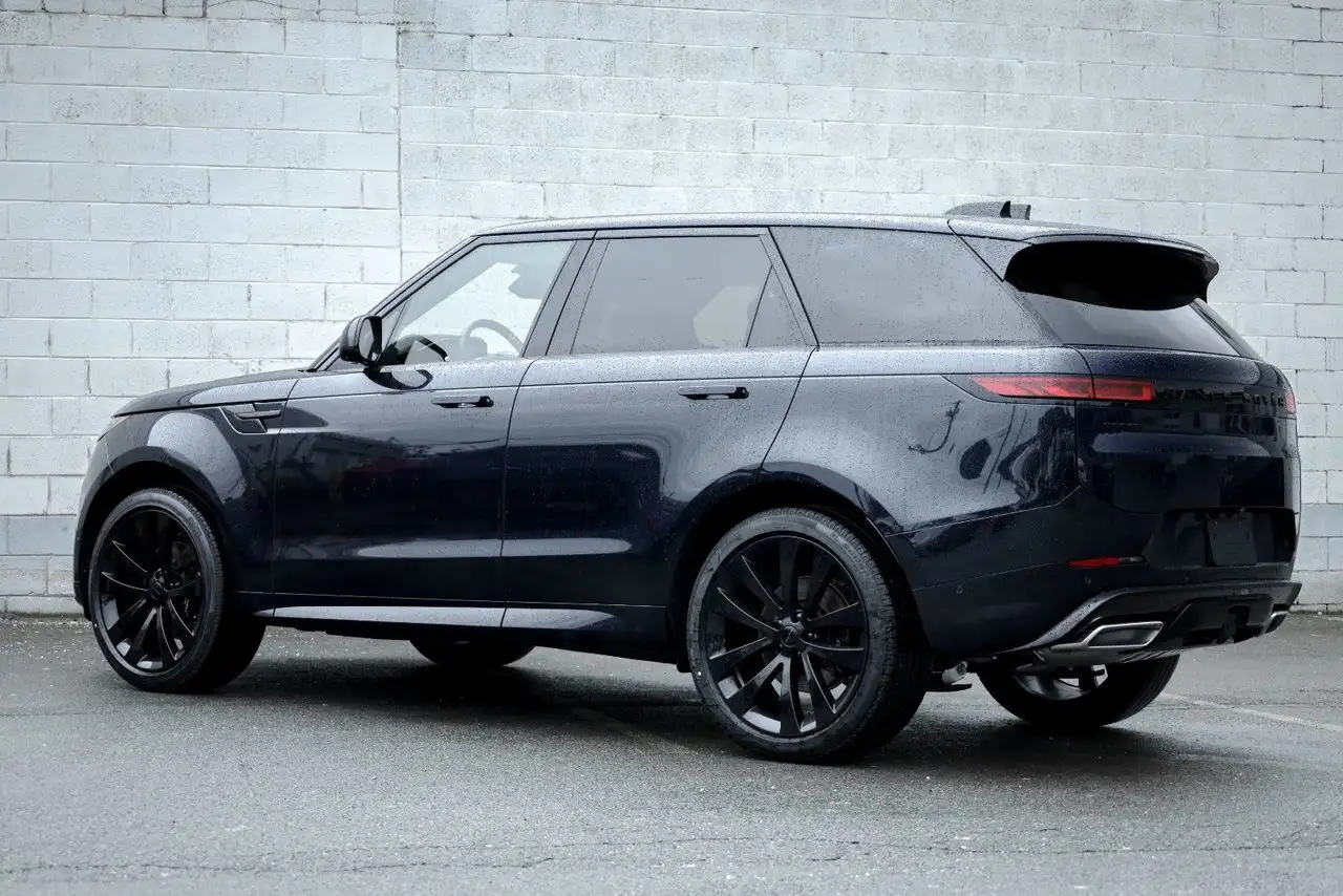 Land Rover Range Rover Sport снимка Land Rover Range Rover Sport