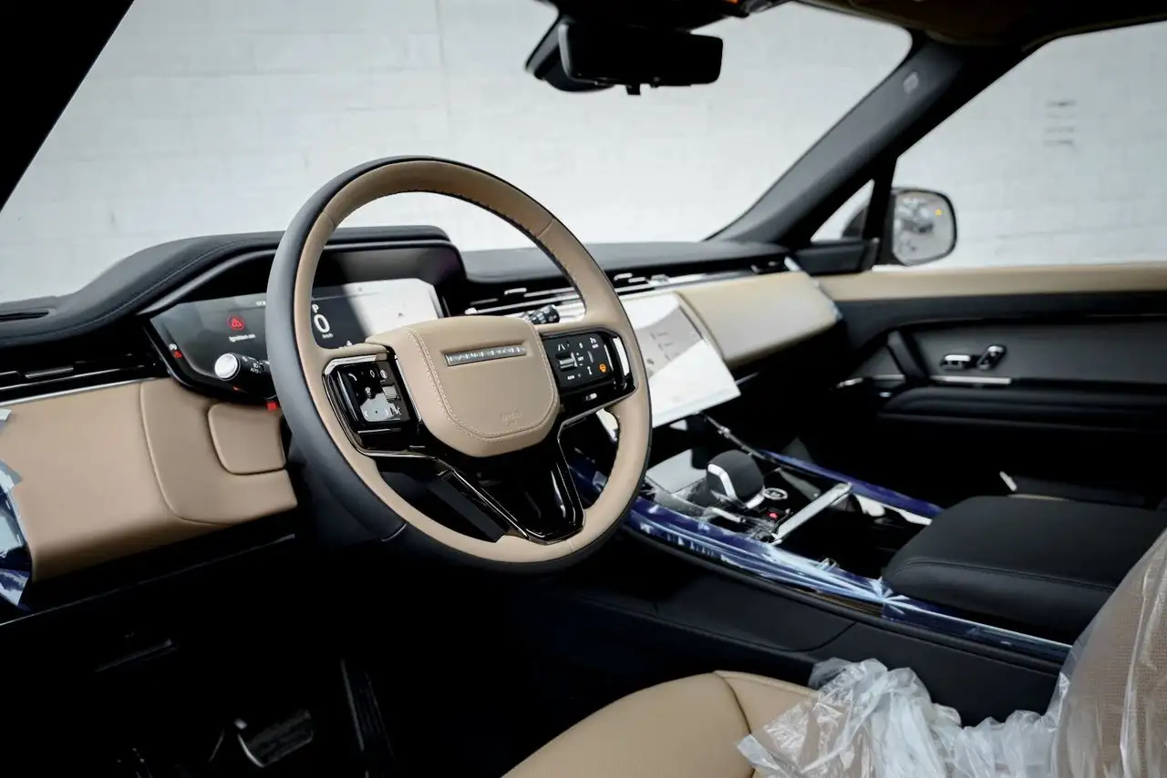 Land Rover Range Rover Sport снимка Land Rover Range Rover Sport