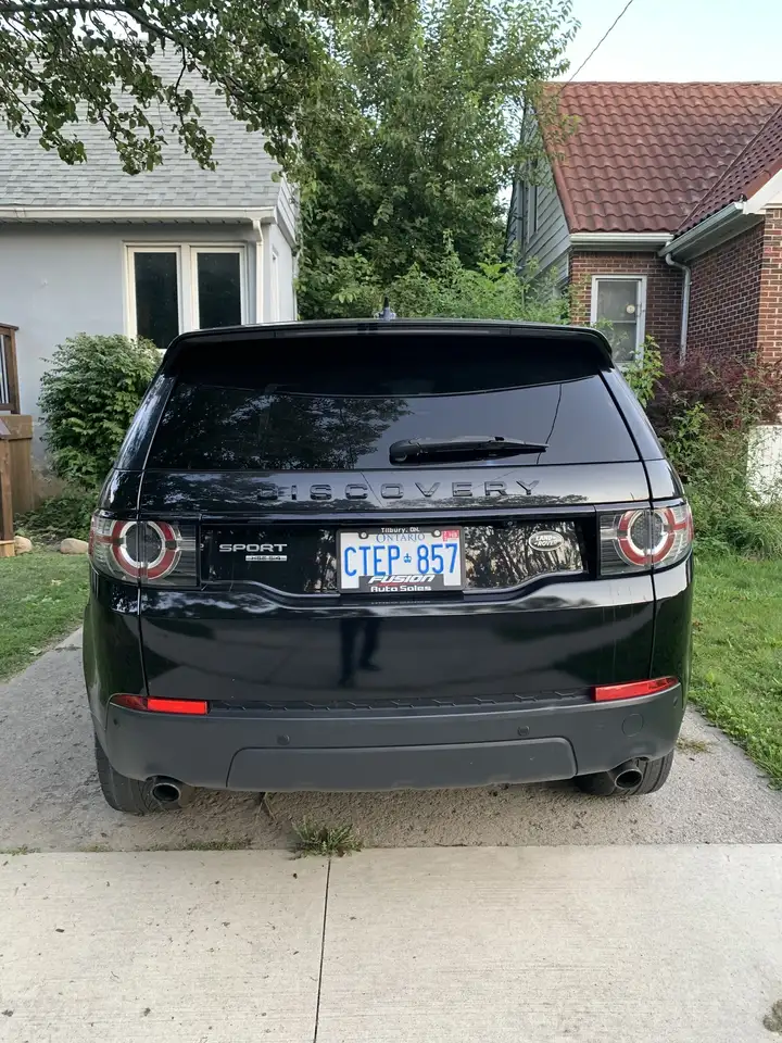 Land Rover Discovery Sport снимка Land Rover Discovery Sport