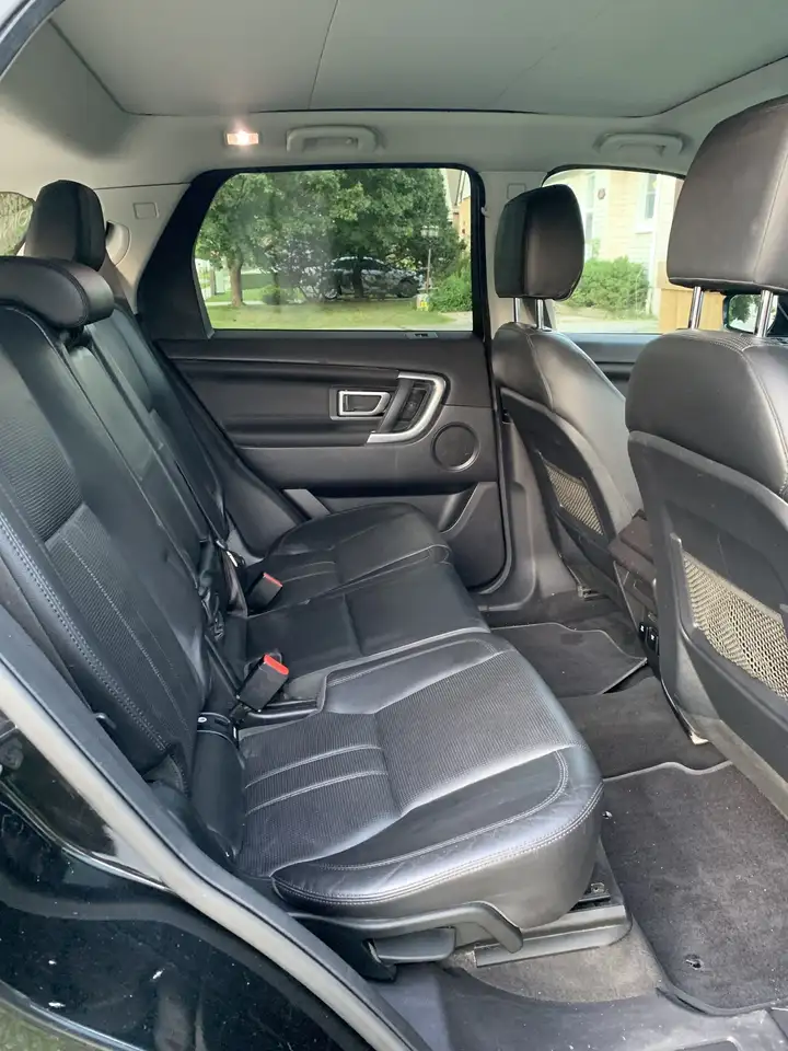 Land Rover Discovery Sport снимка Land Rover Discovery Sport