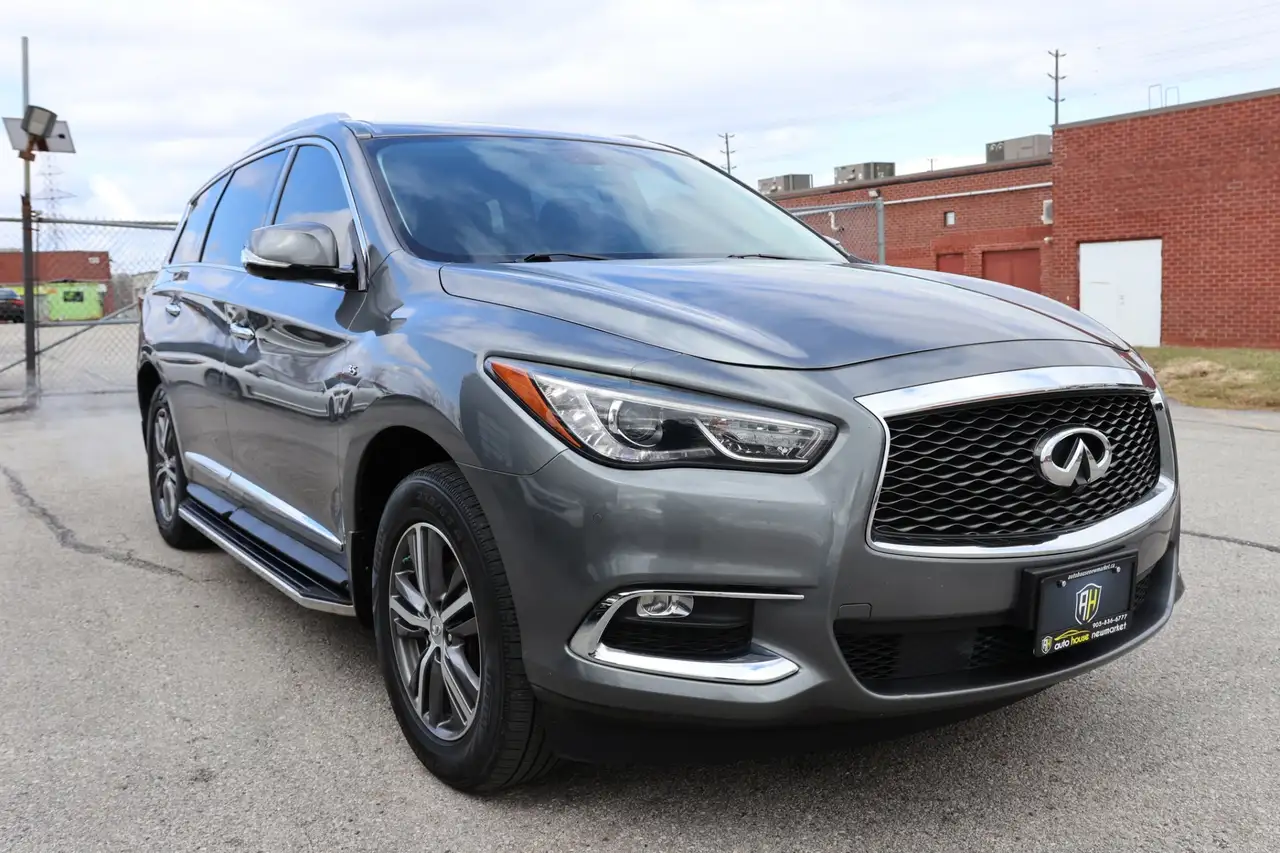 Infiniti QX60 снимка Infiniti QX60