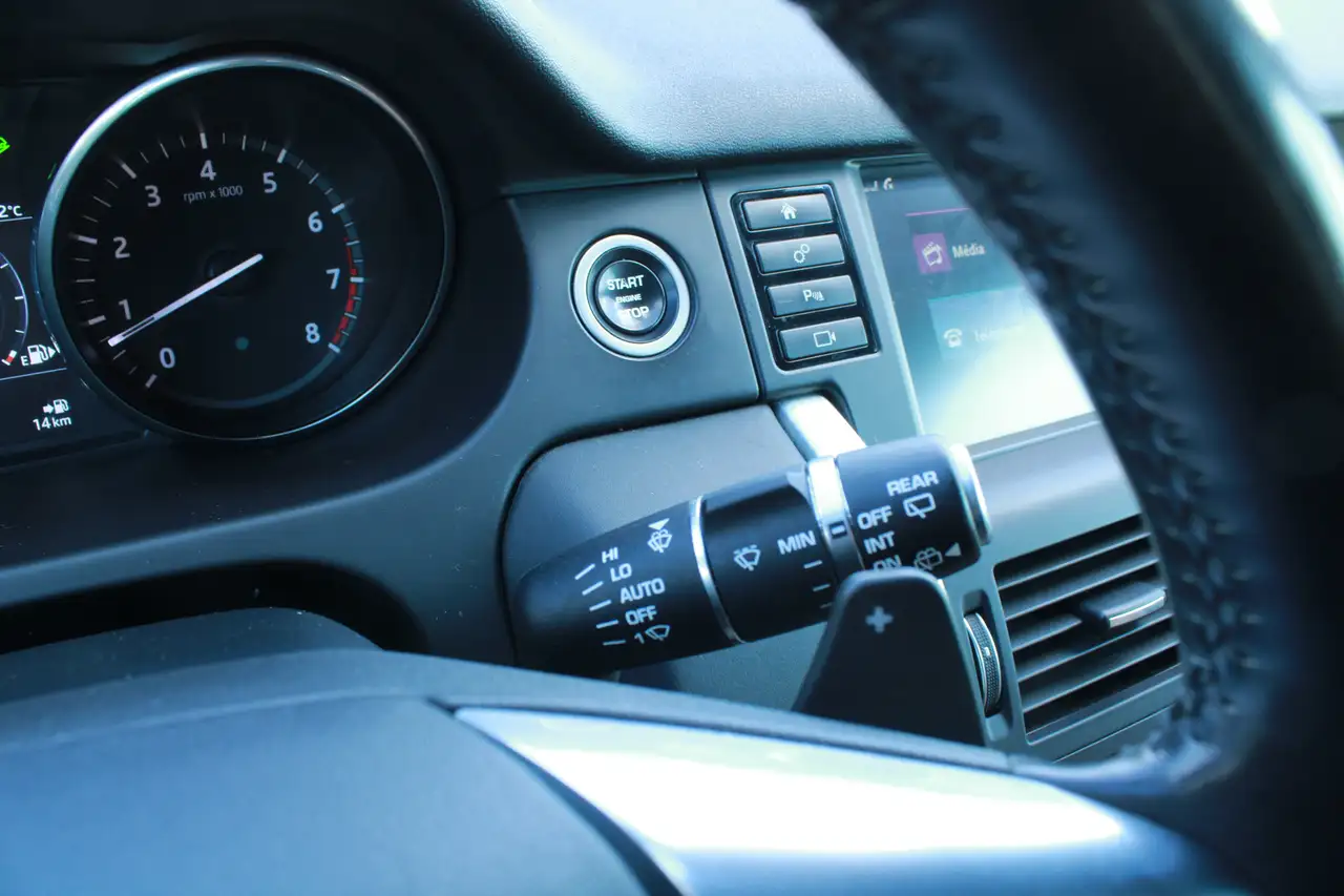 Land Rover Discovery Sport снимка Land Rover Discovery Sport