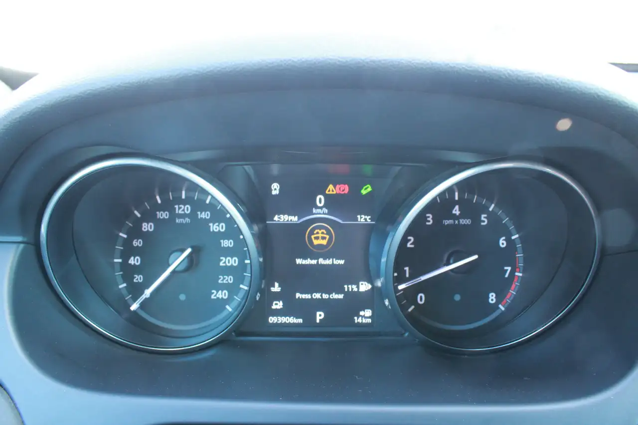 Land Rover Discovery Sport снимка Land Rover Discovery Sport