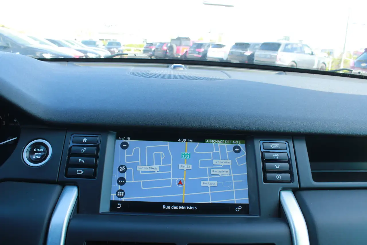 Land Rover Discovery Sport снимка Land Rover Discovery Sport