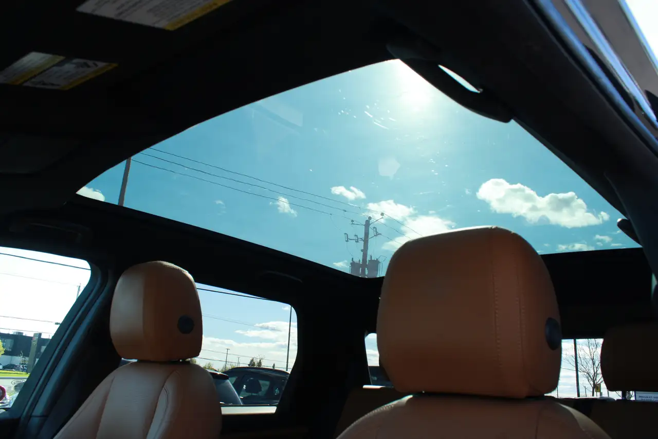 Land Rover Discovery Sport снимка Land Rover Discovery Sport