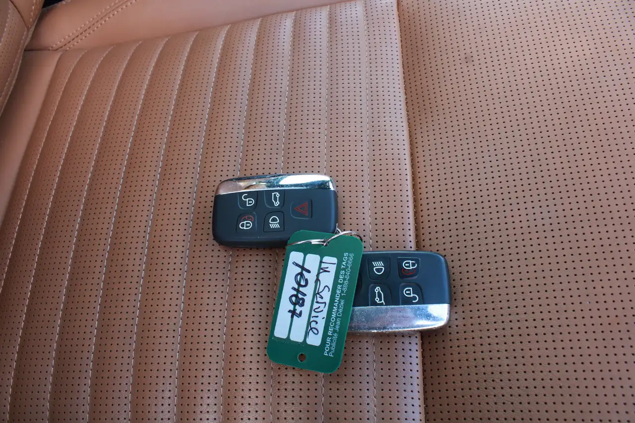 Land Rover Discovery Sport снимка Land Rover Discovery Sport