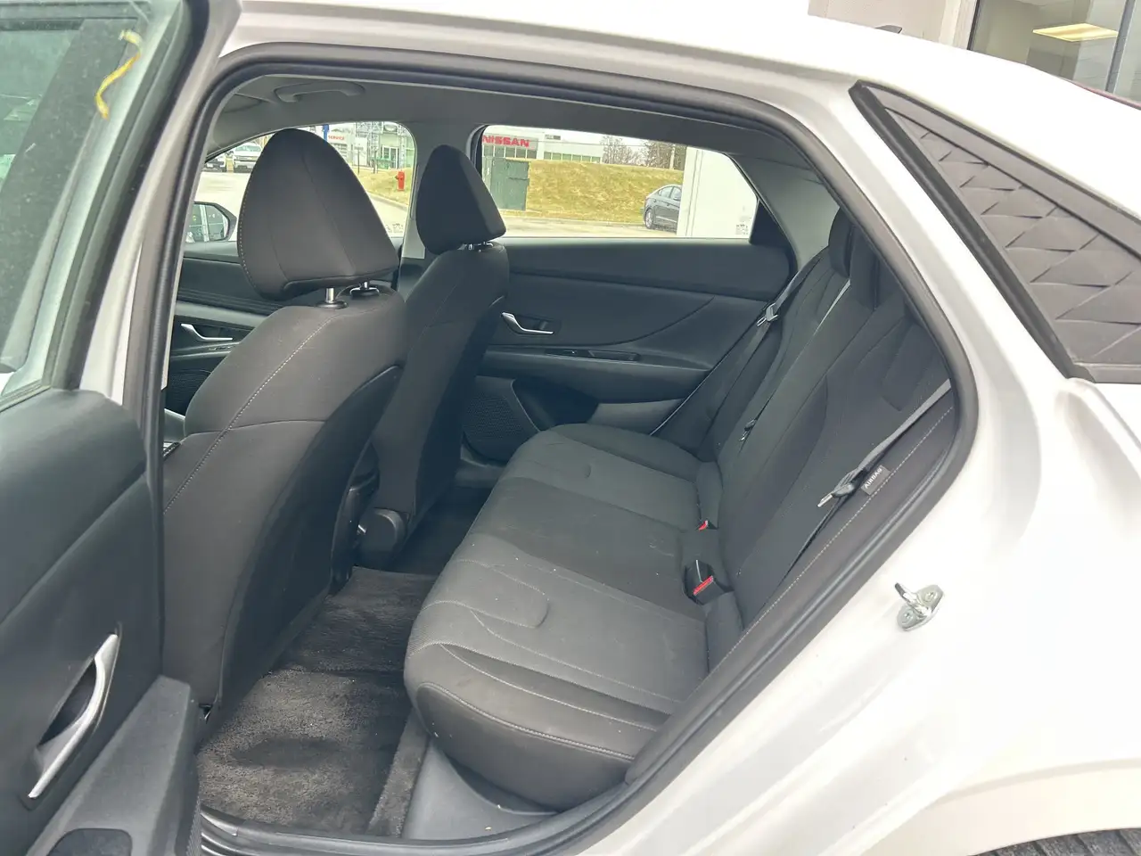 Hyundai ELANTRA photo Hyundai ELANTRA