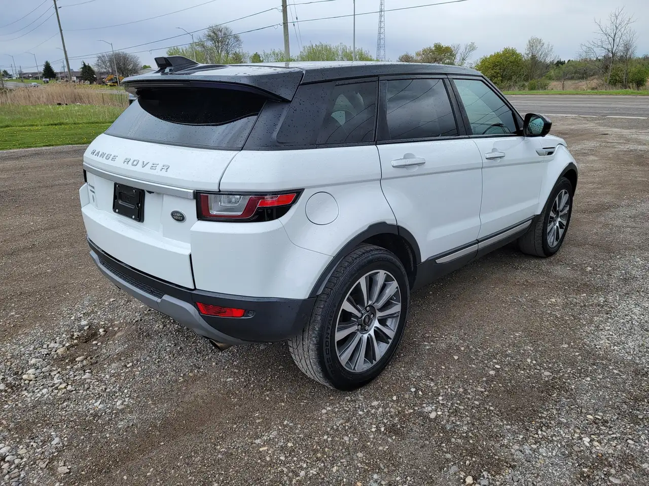 Land Rover Range Rover Evoque photo Land Rover Range Rover Evoque