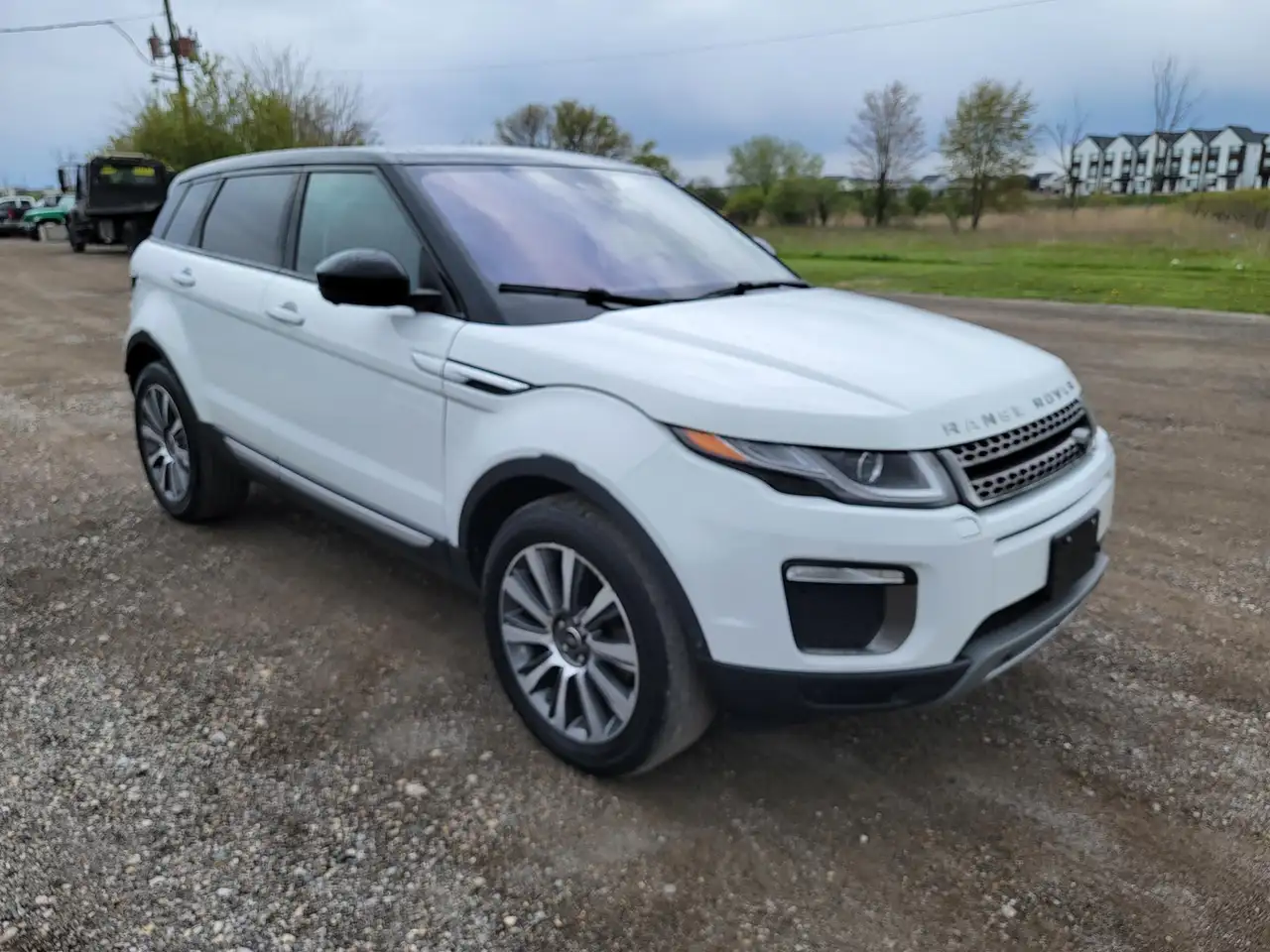 Land Rover Range Rover Evoque photo Land Rover Range Rover Evoque