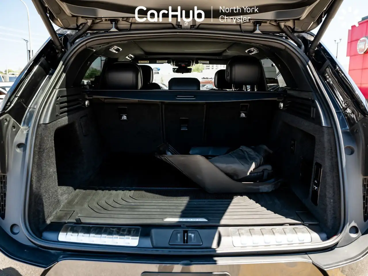 Land Rover Range Rover Sport снимка Land Rover Range Rover Sport