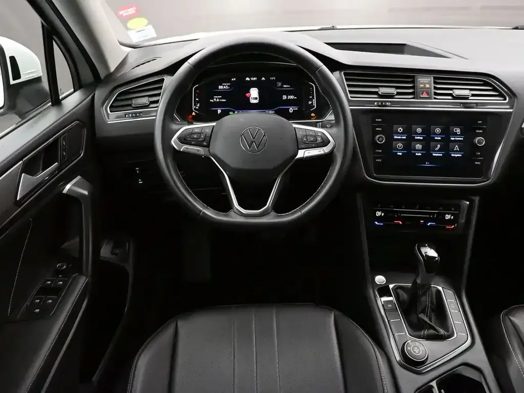 Volkswagen Tiguan снимка Volkswagen Tiguan