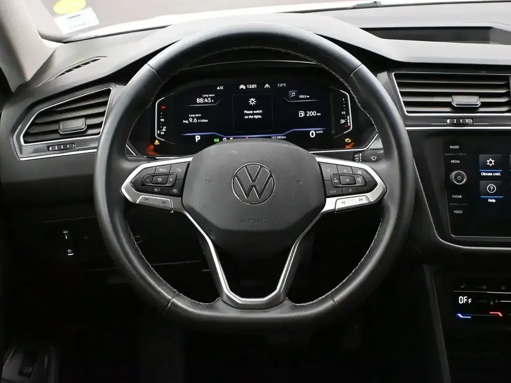 Volkswagen Tiguan снимка Volkswagen Tiguan