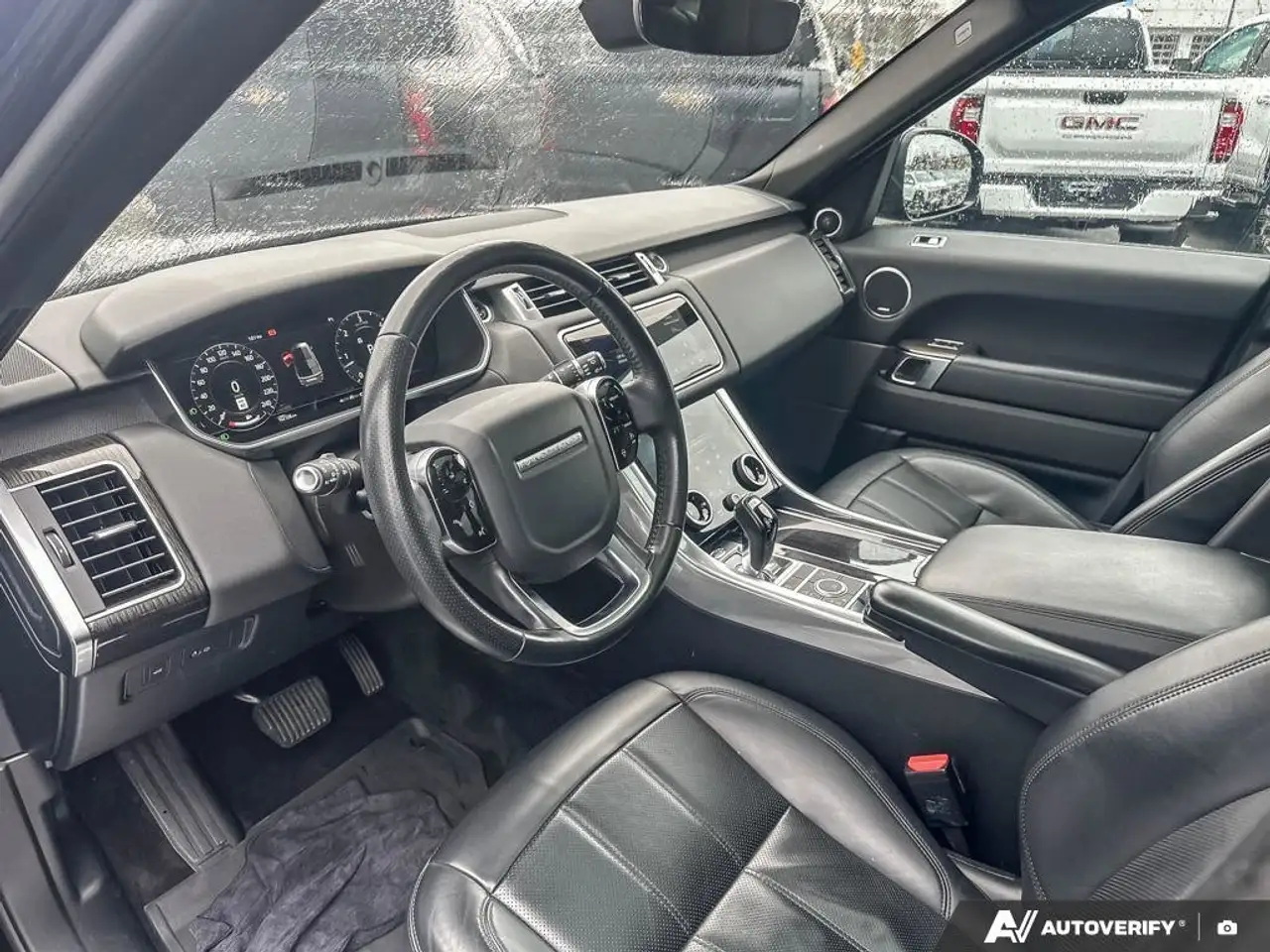 Land Rover Range Rover Sport photo Land Rover Range Rover Sport
