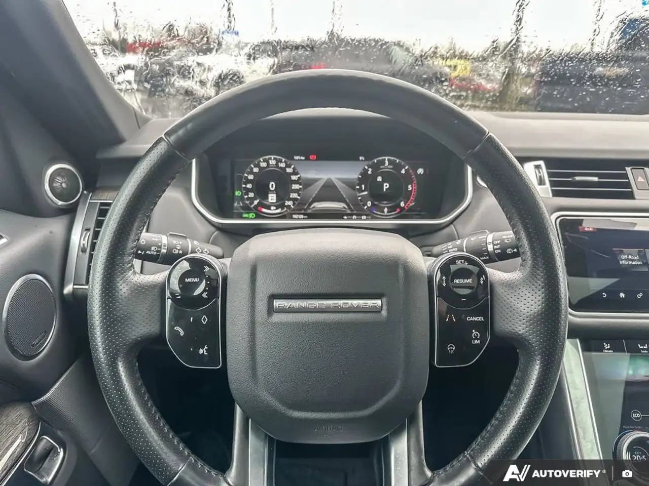 Land Rover Range Rover Sport photo Land Rover Range Rover Sport