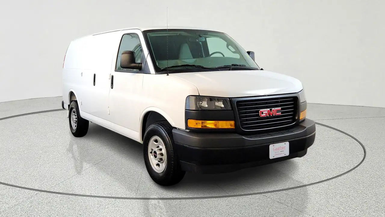 GMC Savana fotografie GMC Savana