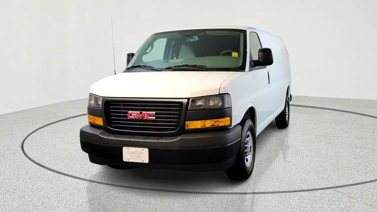 GMC Savana fotografie GMC Savana