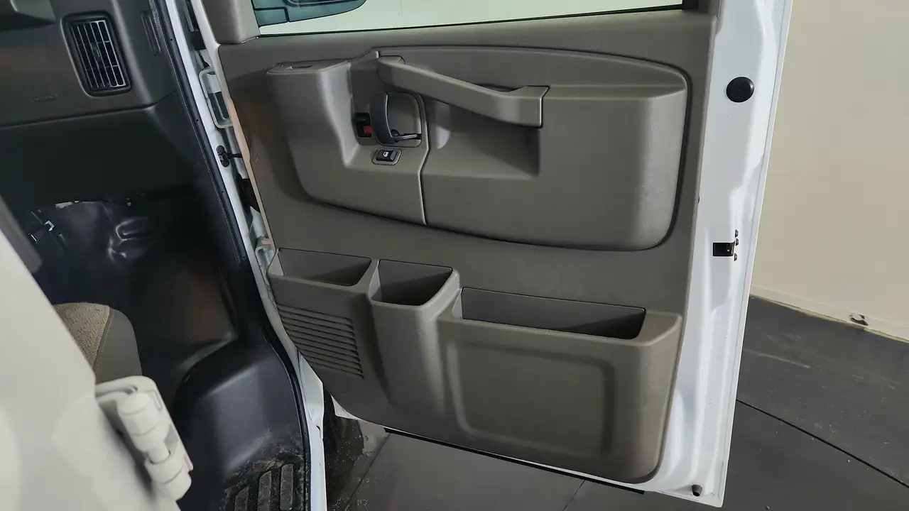 GMC Savana fotografie GMC Savana