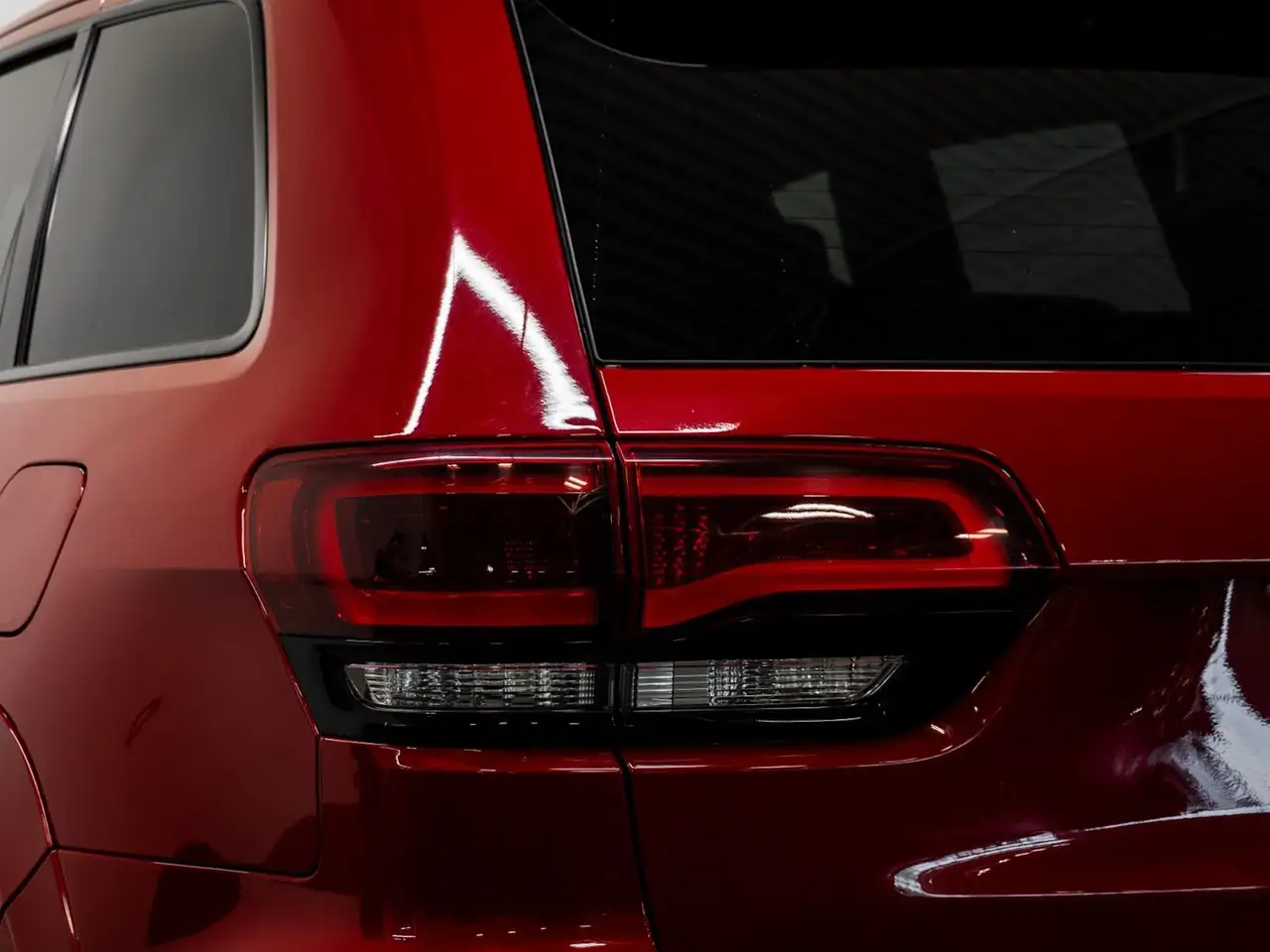 Jeep Grand Cherokee снимка Jeep Grand Cherokee