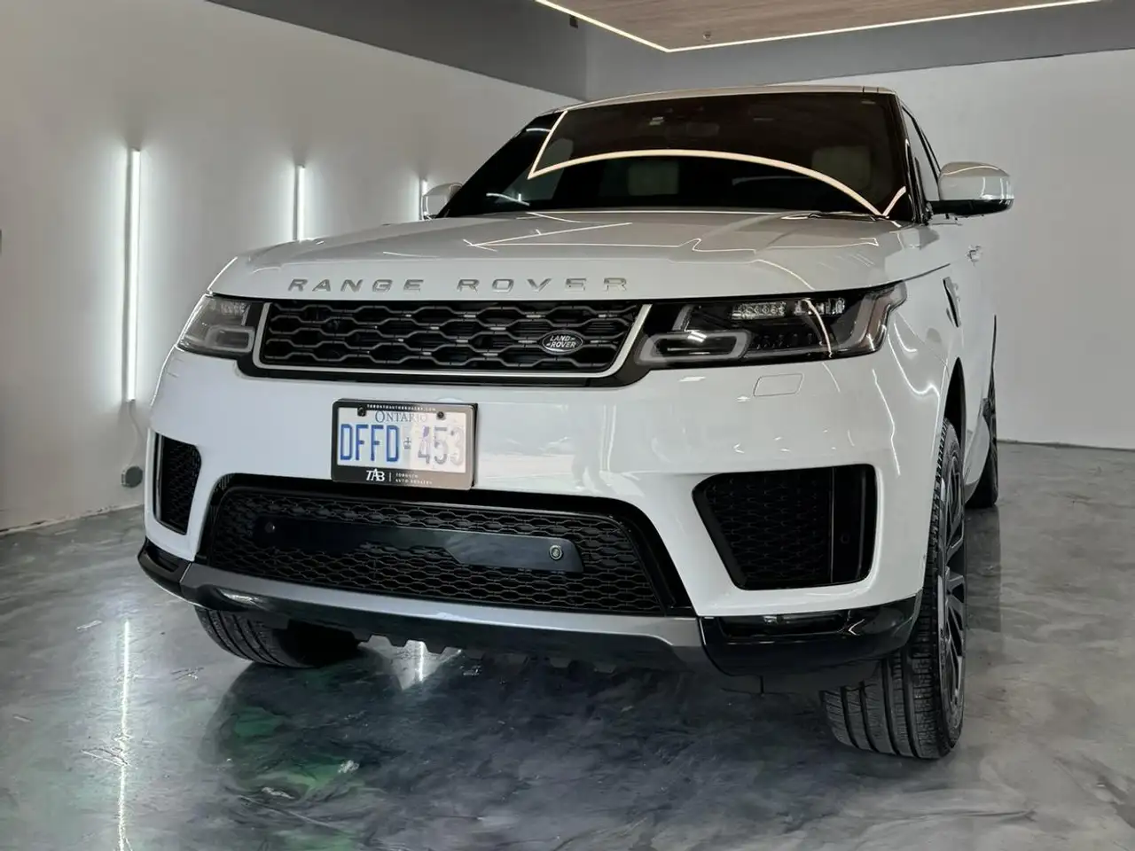 Land Rover Range Rover Sport photo Land Rover Range Rover Sport