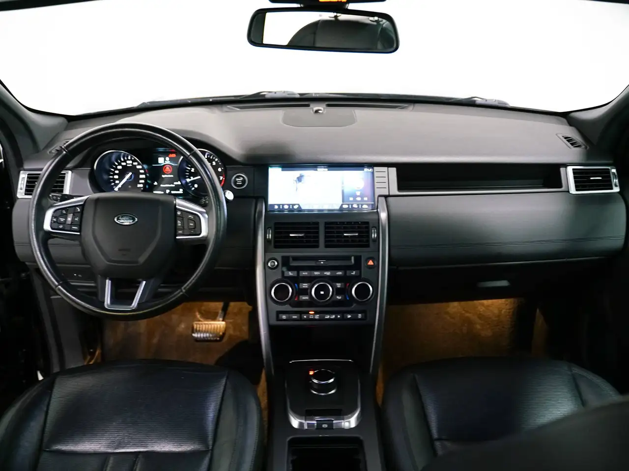 Land Rover Discovery Sport снимка Land Rover Discovery Sport