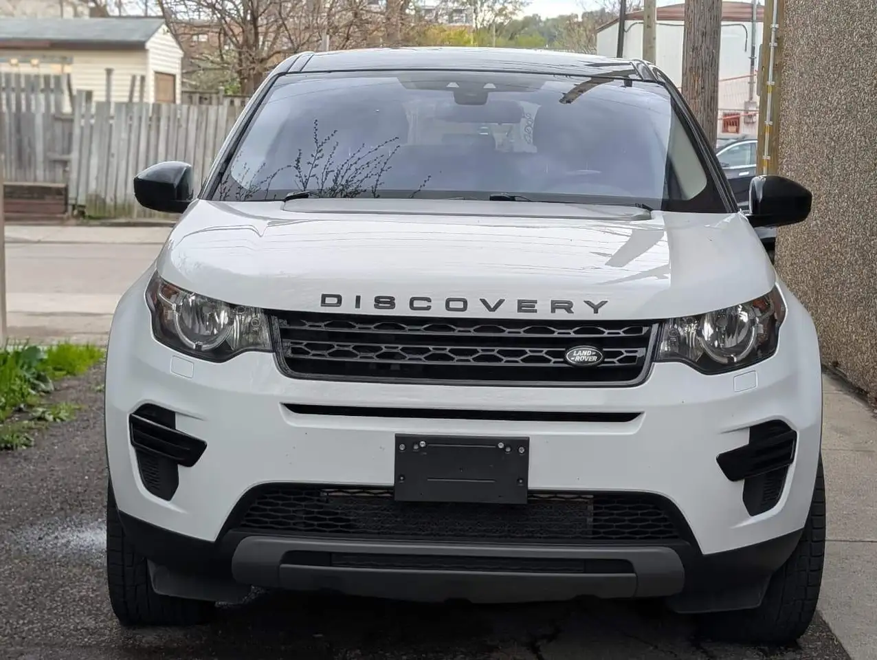 Land Rover Discovery Sport снимка Land Rover Discovery Sport