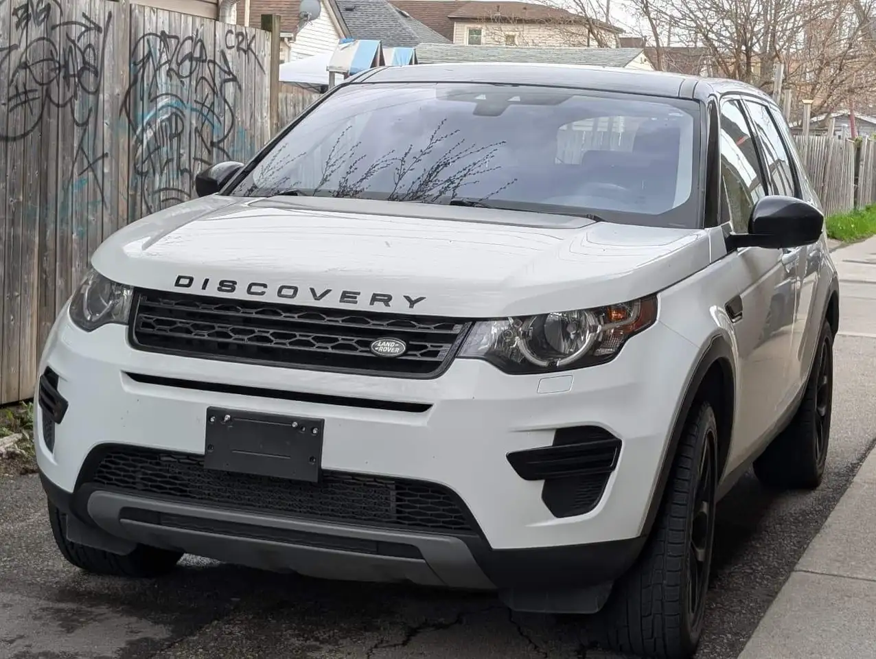 Land Rover Discovery Sport снимка Land Rover Discovery Sport