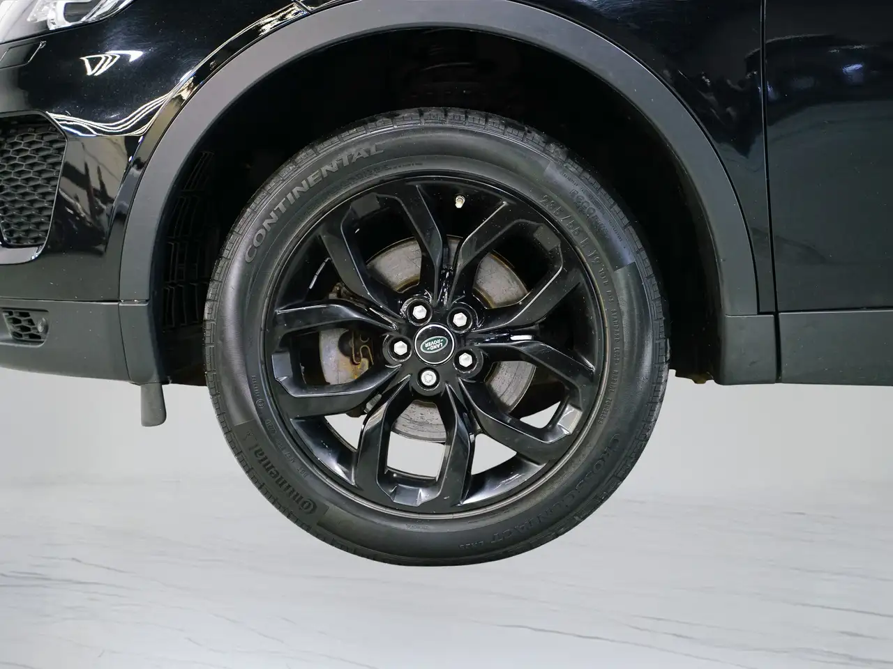 Land Rover Discovery Sport снимка Land Rover Discovery Sport