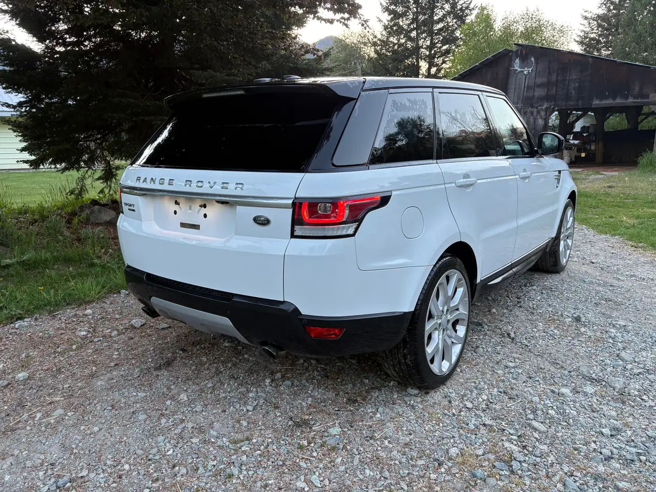 Land Rover Range Rover Sport снимка Land Rover Range Rover Sport