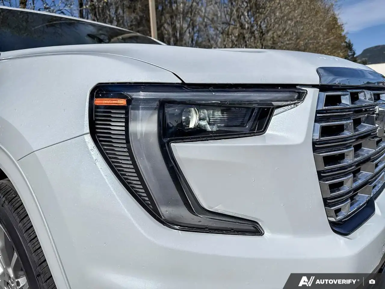 GMC Acadia снимка GMC Acadia
