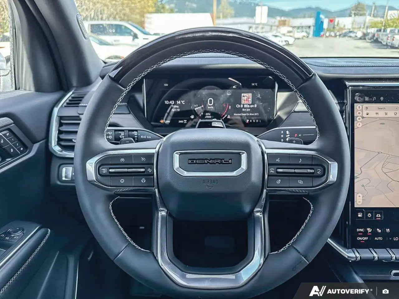 GMC Acadia снимка GMC Acadia