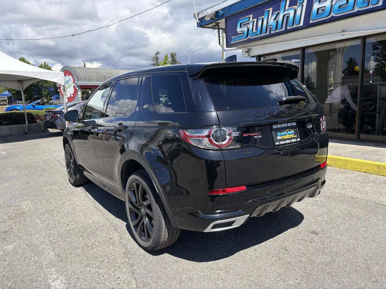 Land Rover Discovery Sport photo Land Rover Discovery Sport