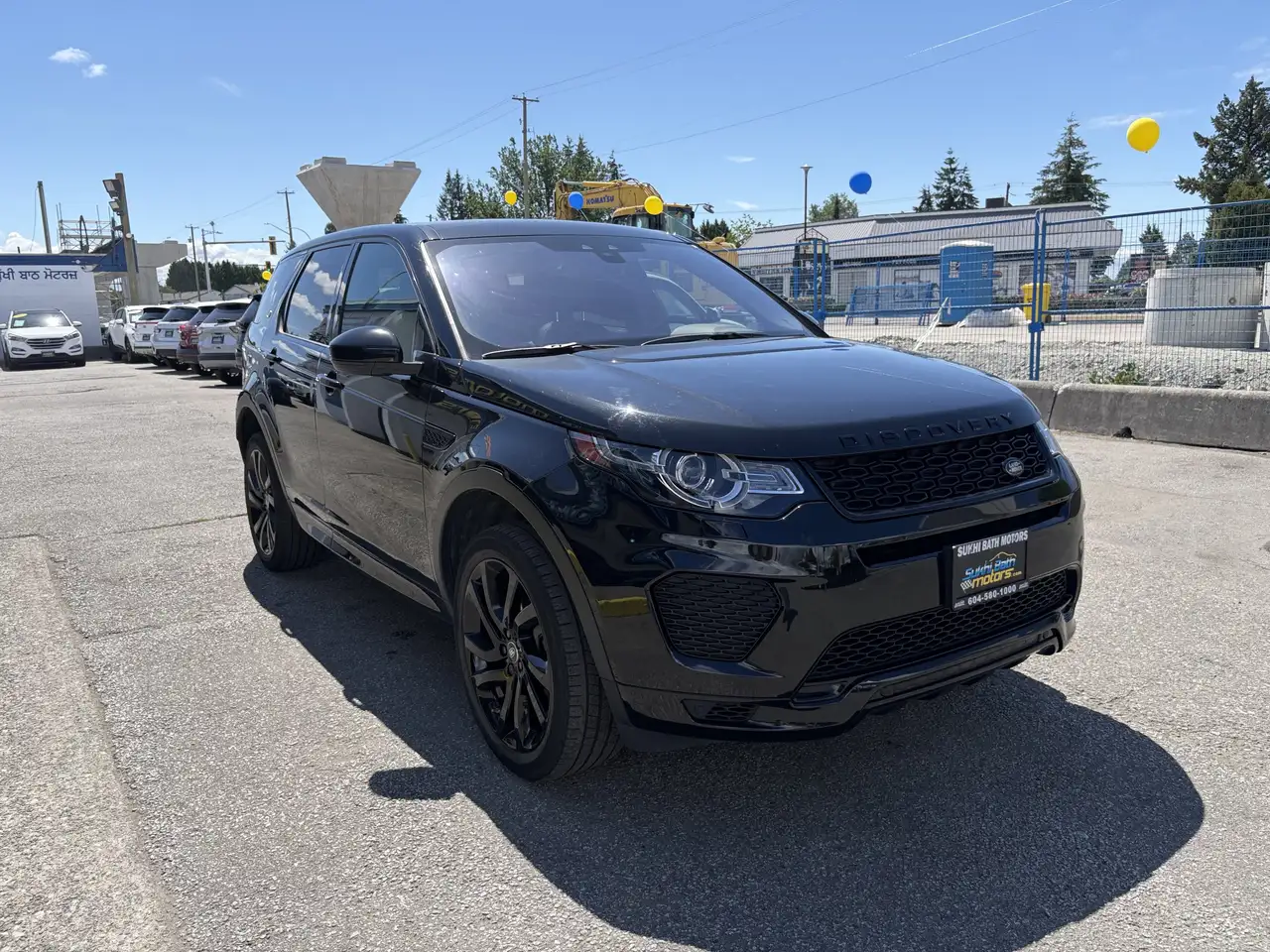 Land Rover Discovery Sport photo Land Rover Discovery Sport