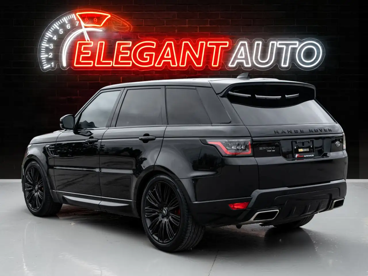Land Rover Range Rover Sport снимка Land Rover Range Rover Sport