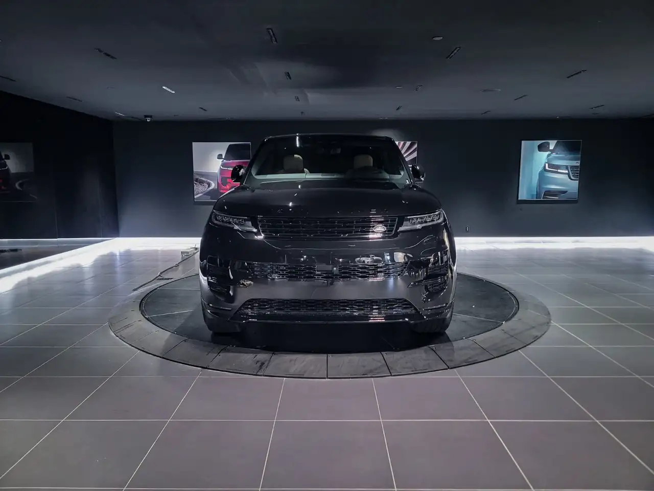 Land Rover Range Rover Sport снимка Land Rover Range Rover Sport