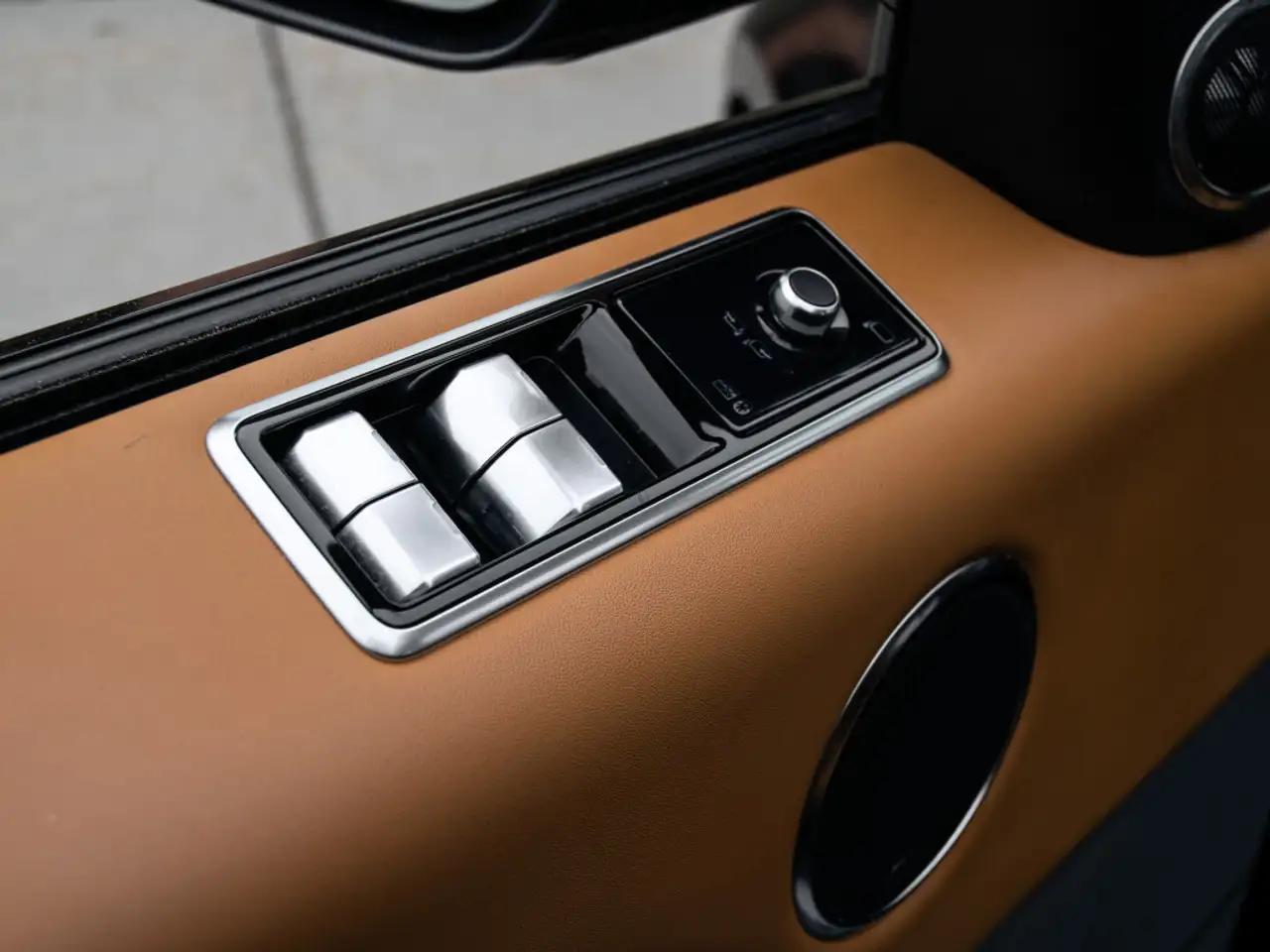 Land Rover Range Rover Sport снимка Land Rover Range Rover Sport