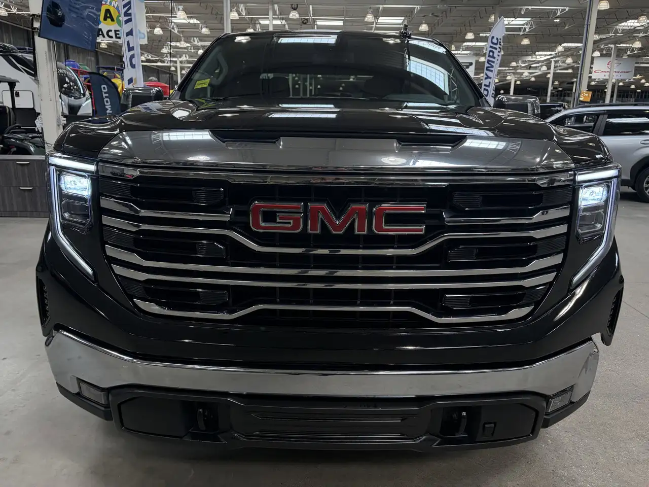GMC Sierra 1500 снимка GMC Sierra 1500